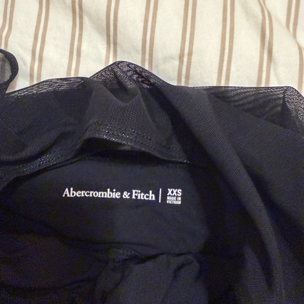 Abercrombie Mesh Top - Picture 2 of 2